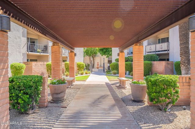 4727 E LAFAYETTE Boulevard 212, Phoenix, AZ 85018