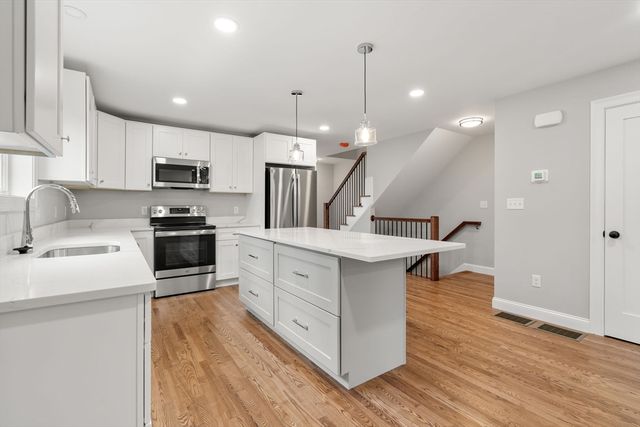 31 Danielle's Way, Worcester, MA 01606