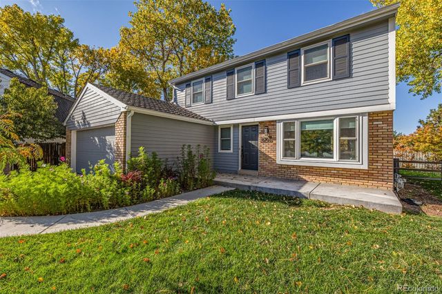 6703 S Locust Court, Centennial, CO 80112