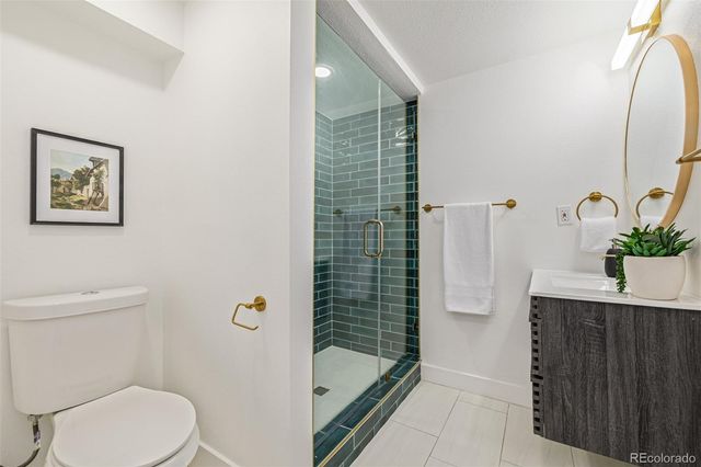 6703 S Locust Court, Centennial, CO 80112