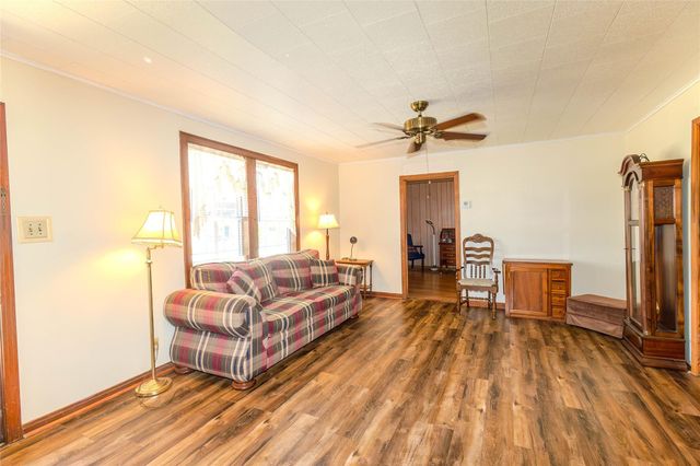 165 County Road 2359, Liberty, TX 77575