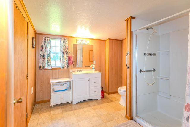 165 County Road 2359, Liberty, TX 77575