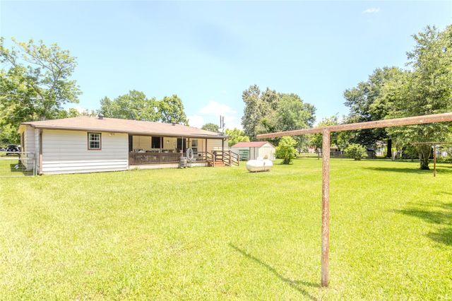 165 County Road 2359, Liberty, TX 77575