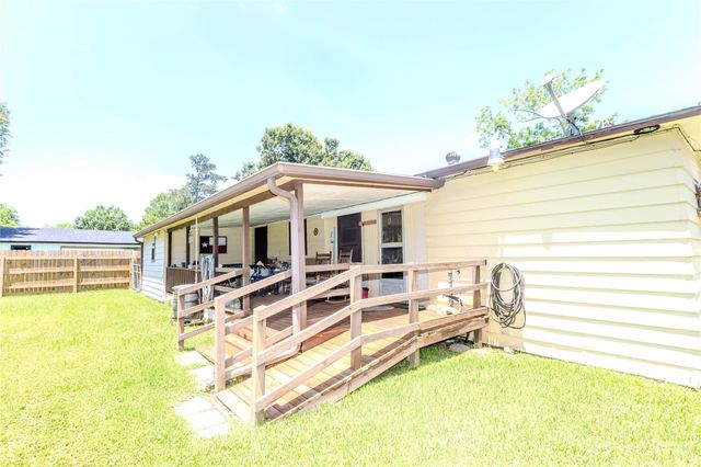 165 County Road 2359, Liberty, TX 77575