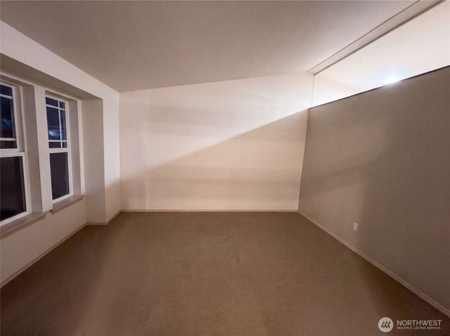 12531 81st Place NE, Kirkland, WA 98034