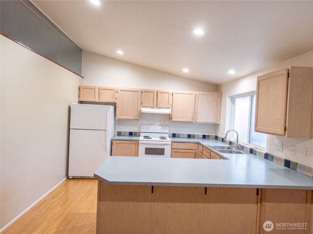 12531 81st Place NE, Kirkland, WA 98034