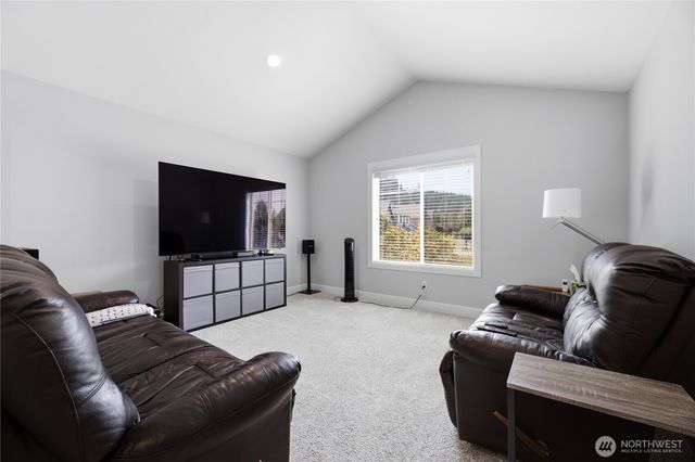 19221 134th Street E, Bonney Lake, WA 98391