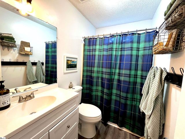 107 Riverside Chase Circle, Greer, SC 29650