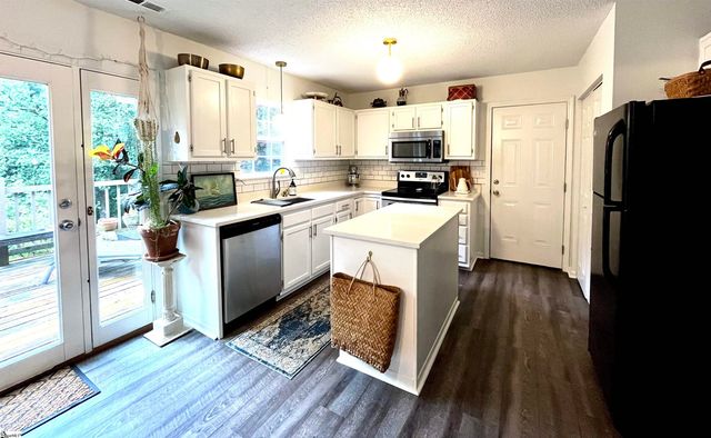 107 Riverside Chase Circle, Greer, SC 29650