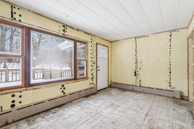 34120 Grand BOULEVARD, Burlington, WI 53105