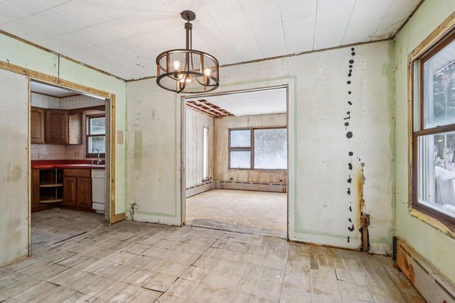 34120 Grand BOULEVARD, Burlington, WI 53105