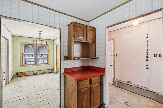 34120 Grand BOULEVARD, Burlington, WI 53105