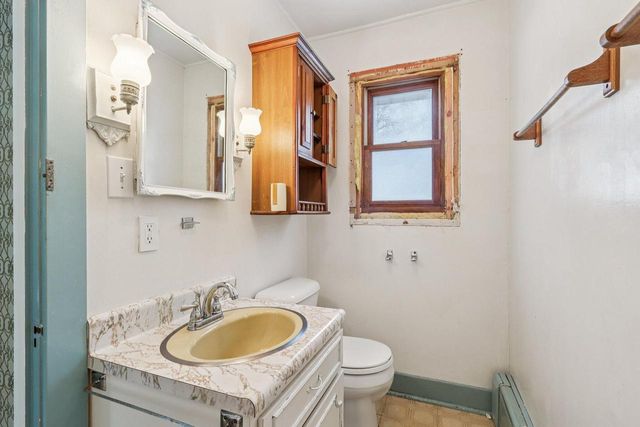 34120 Grand BOULEVARD, Burlington, WI 53105