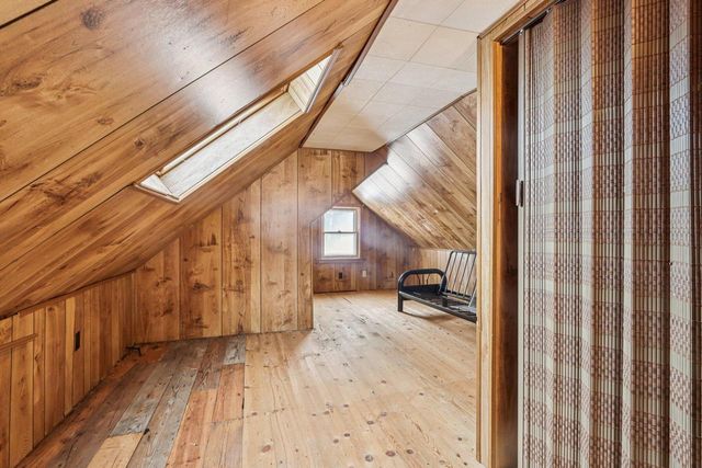 34120 Grand BOULEVARD, Burlington, WI 53105