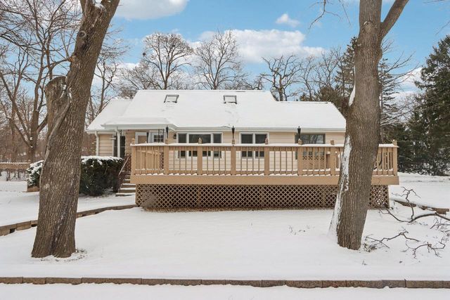 34120 Grand BOULEVARD, Burlington, WI 53105