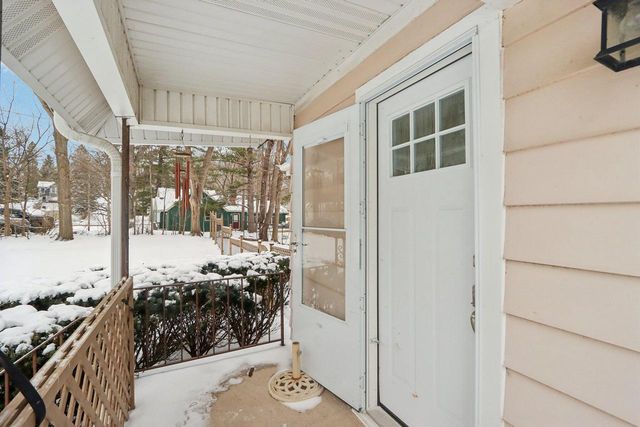 34120 Grand BOULEVARD, Burlington, WI 53105