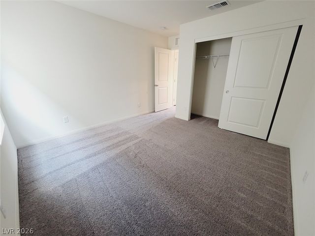 8180 Seminario Avenue, Las Vegas, NV 89113