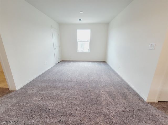 8180 Seminario Avenue, Las Vegas, NV 89113