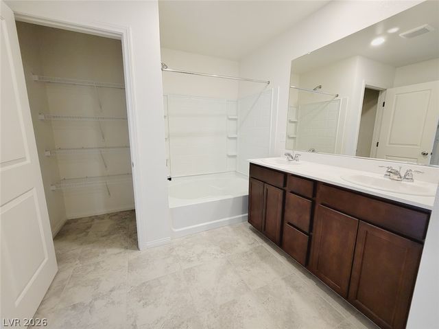 8180 Seminario Avenue, Las Vegas, NV 89113