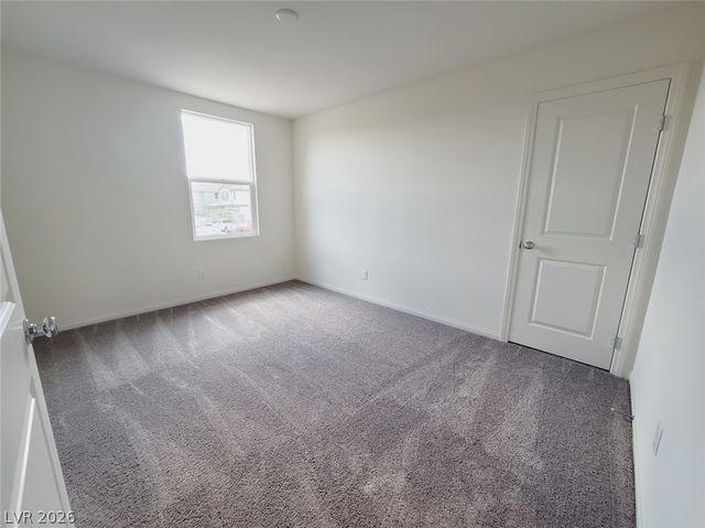 8180 Seminario Avenue, Las Vegas, NV 89113