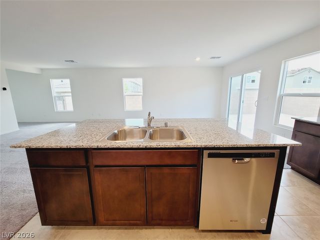 8180 Seminario Avenue, Las Vegas, NV 89113