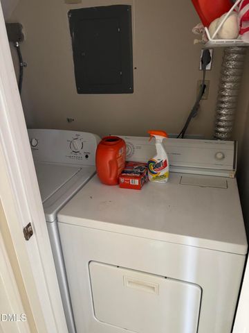 702 Martin Luther King Jr Boulevard C8, Chapel Hill, NC 27514