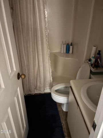 702 Martin Luther King Jr Boulevard C8, Chapel Hill, NC 27514