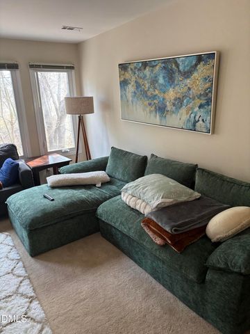 702 Martin Luther King Jr Boulevard C8, Chapel Hill, NC 27514