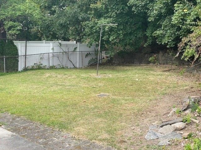 259 Massasoit Rd, Worcester, MA 01604