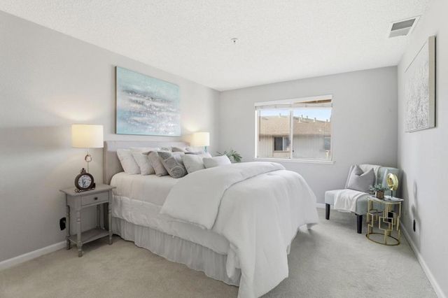 25163 Copa Del Oro Drive 202, Hayward, CA 94545