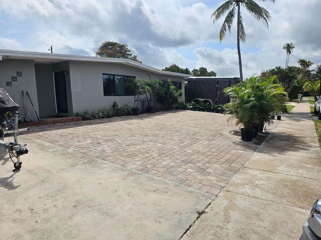 1330 NE 41st Drive 1, Pompano Beach, FL 33064