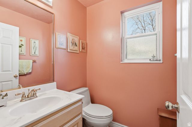 2076 SUMMERWOOD DR, Farmington, UT 84025