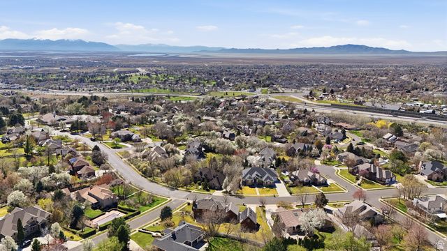 2076 SUMMERWOOD DR, Farmington, UT 84025