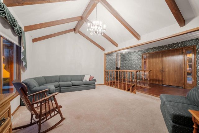 1324 RHYNIE COURT, West Bend, WI 53095