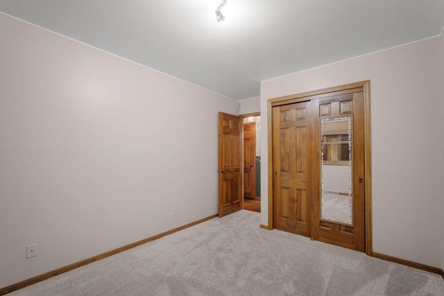 1324 RHYNIE COURT, West Bend, WI 53095