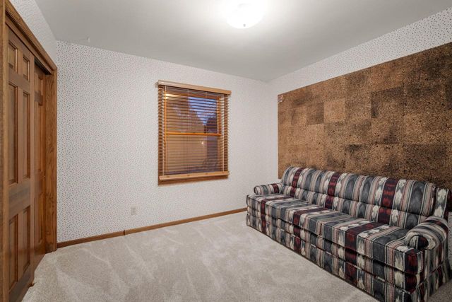 1324 RHYNIE COURT, West Bend, WI 53095