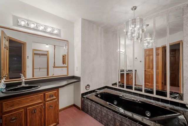 1324 RHYNIE COURT, West Bend, WI 53095