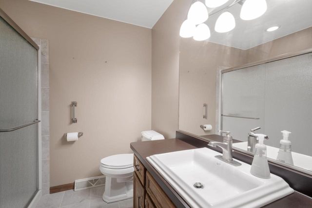 1324 RHYNIE COURT, West Bend, WI 53095