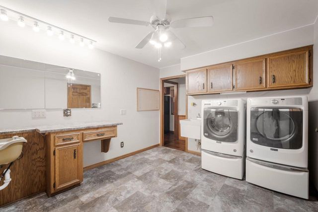 1324 RHYNIE COURT, West Bend, WI 53095