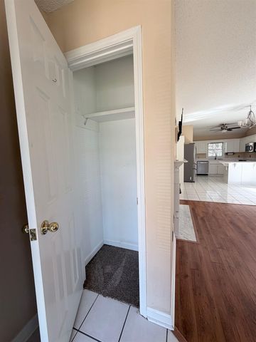 349 W Pointe Drive, Spartanburg, SC 29301