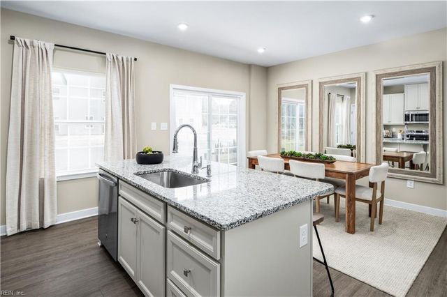 257 Reids Place DR, Suffolk, VA 23434