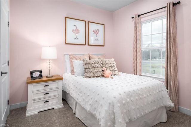 257 Reids Place DR, Suffolk, VA 23434