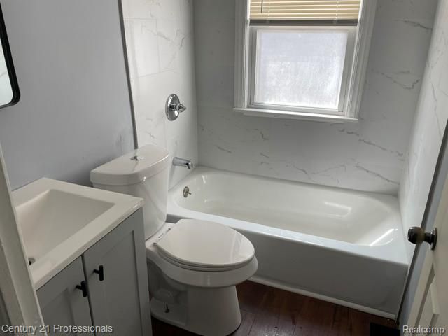 881 Garfield Avenue, Lincoln Park, MI 48146