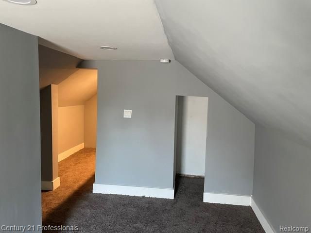 881 Garfield Avenue, Lincoln Park, MI 48146