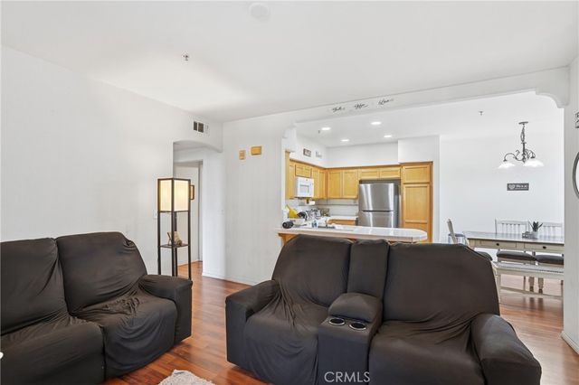 310 E McCoy Lane 4C, Santa Maria, CA 93455