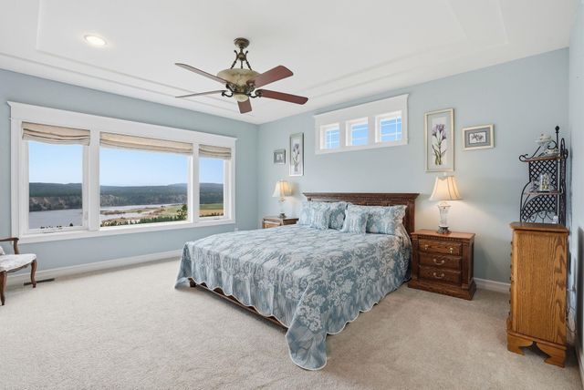 18528 N Valley Rd, Nine Mile Falls, WA 99026