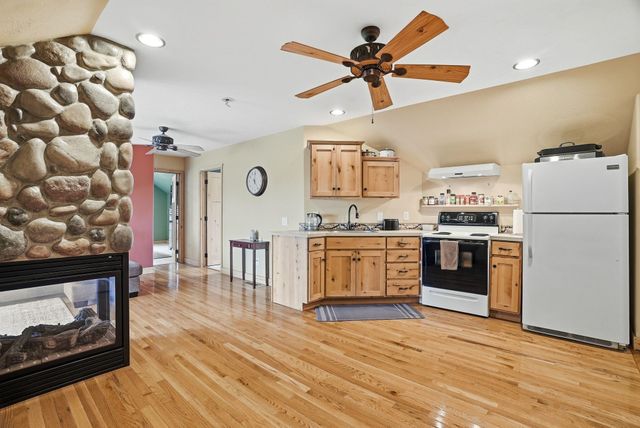 18528 N Valley Rd, Nine Mile Falls, WA 99026