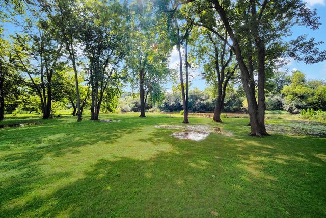 28W575 Barnes Avenue, West Chicago, IL 60185