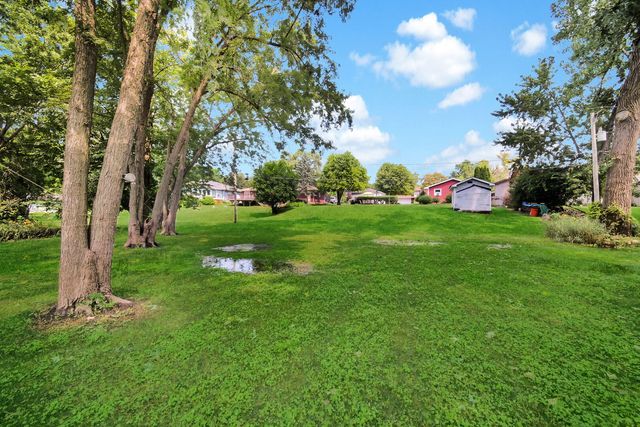 28W575 Barnes Avenue, West Chicago, IL 60185