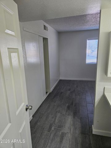 3810 E EARLL Drive 101A, Phoenix, AZ 85018